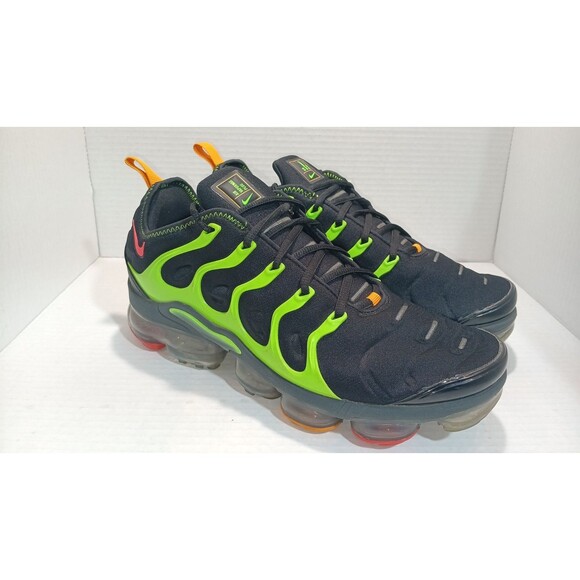 Size 10.5 - Nike Air VaporMax Plus Lime Green 2019 CU4884-001 - Picture 1 of 11